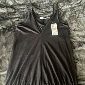 ⭐️⭐️NWT Women’s Black Tank w/studs Size M